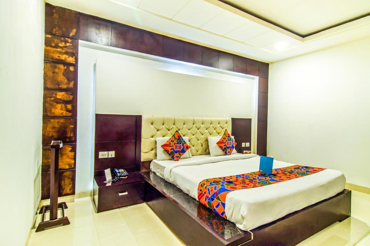 Fabhotel Transit Delhi Airport Mahipalpur Új-Delhi Kültér fotó