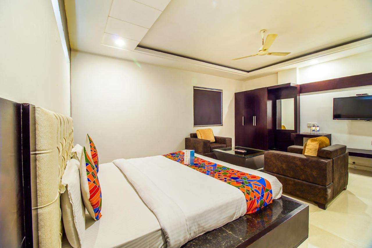 Fabhotel Transit Delhi Airport Mahipalpur Új-Delhi Kültér fotó